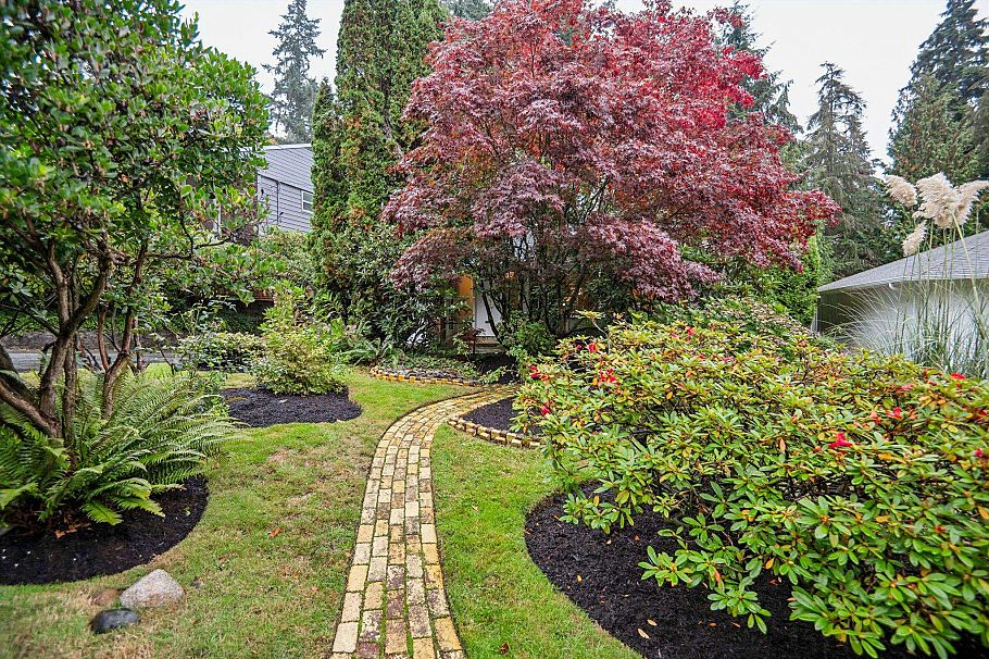 2174 Hoskins Road North Vancouver, BC - 37