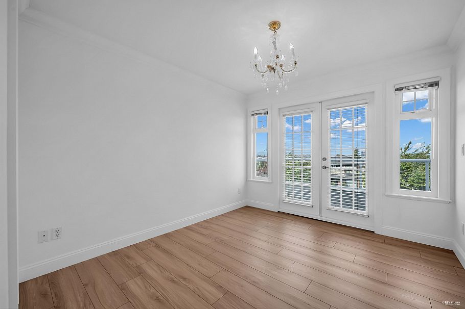 7938 Victoria Drive Vancouver, BC - 26