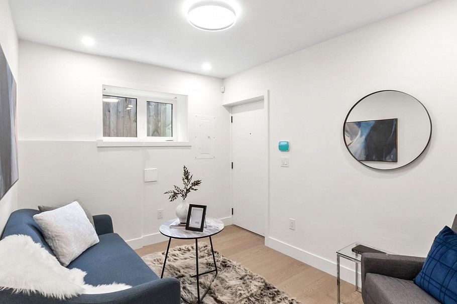 525 E 11th Avenue Vancouver, BC - 14