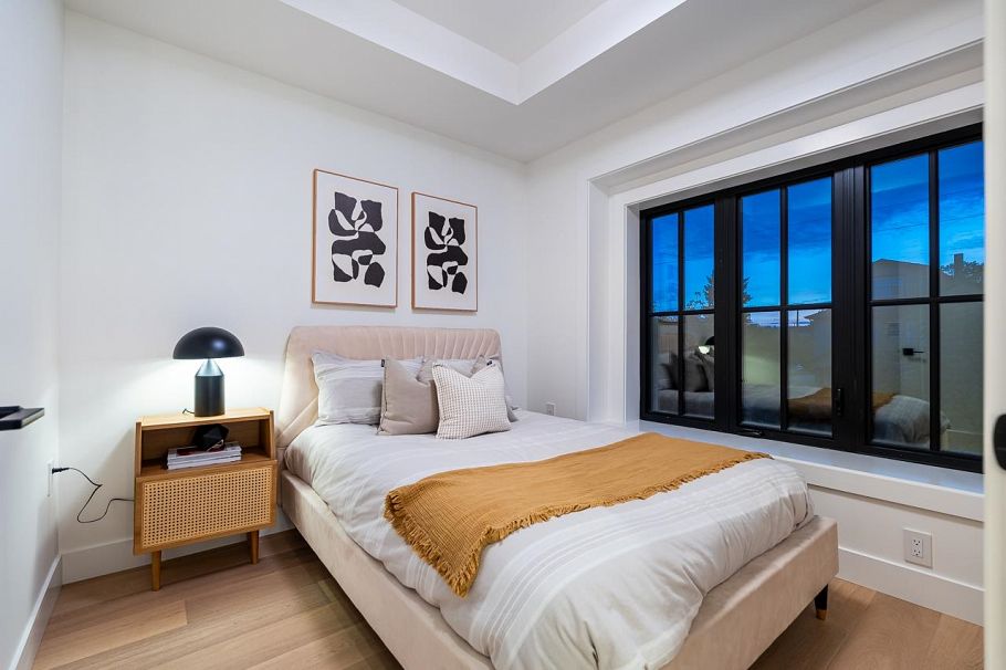 5080 Prince Edward Street Vancouver, BC - 28