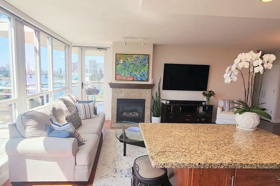 804 120 Milross Avenue Vancouver, BC - 5