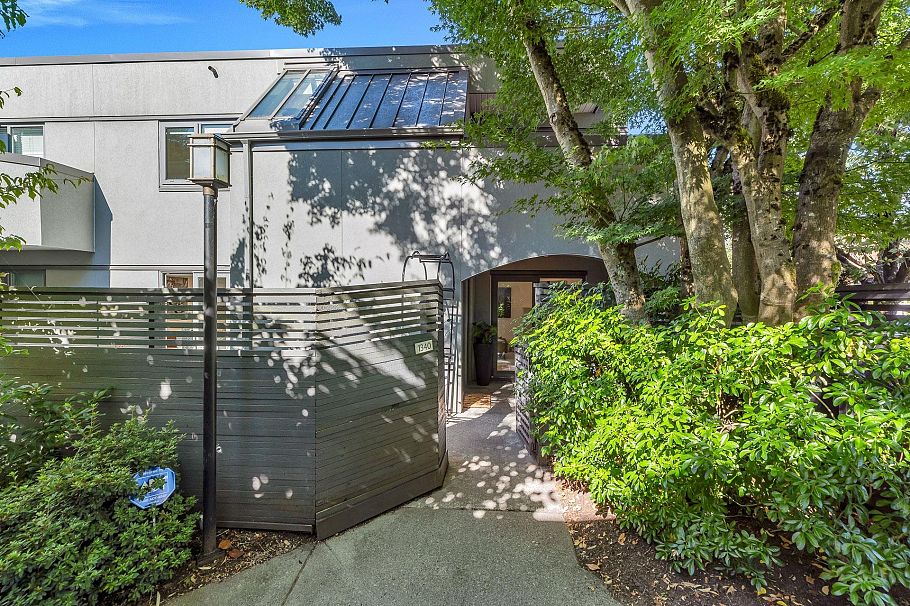 1340 W 7th Avenue Vancouver, BC - 4