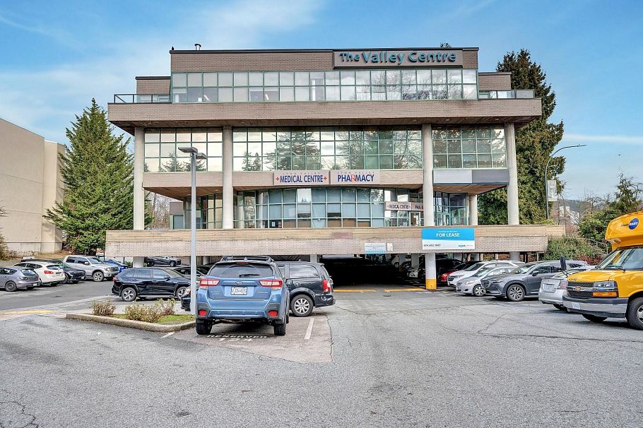 308 1155 Ross Road North Vancouver, BC - 24