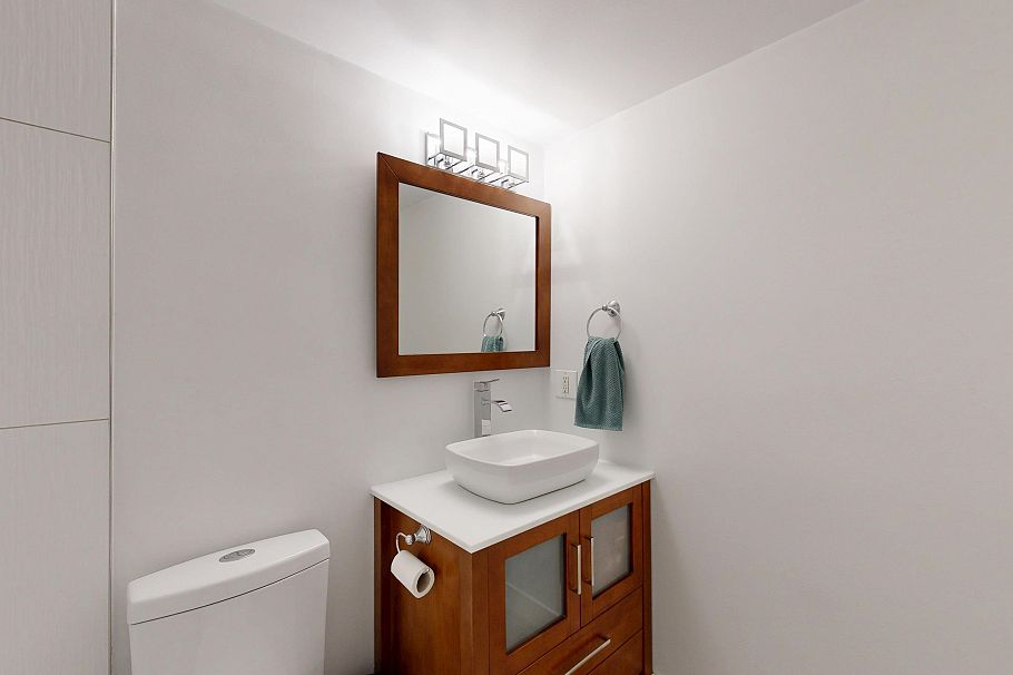 208 2173 W 6th Avenue Vancouver, BC - 16