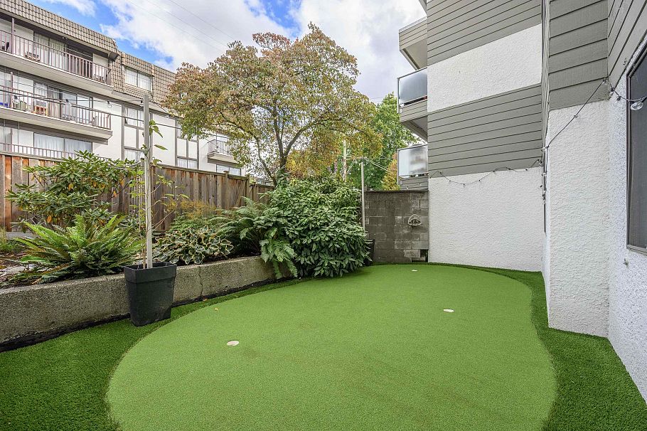 105 308 W 2nd Street North Vancouver, BC - 2