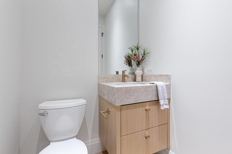 2 1243 E 27th Avenue Vancouver, BC - 13