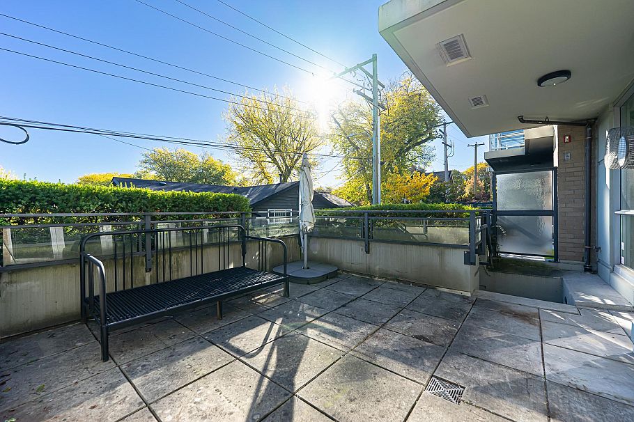 104 3595 W 18th Avenue Vancouver, BC - 9