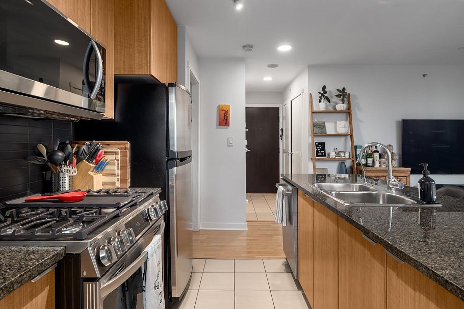 1107 1010 Richards Street Vancouver, BC - 5