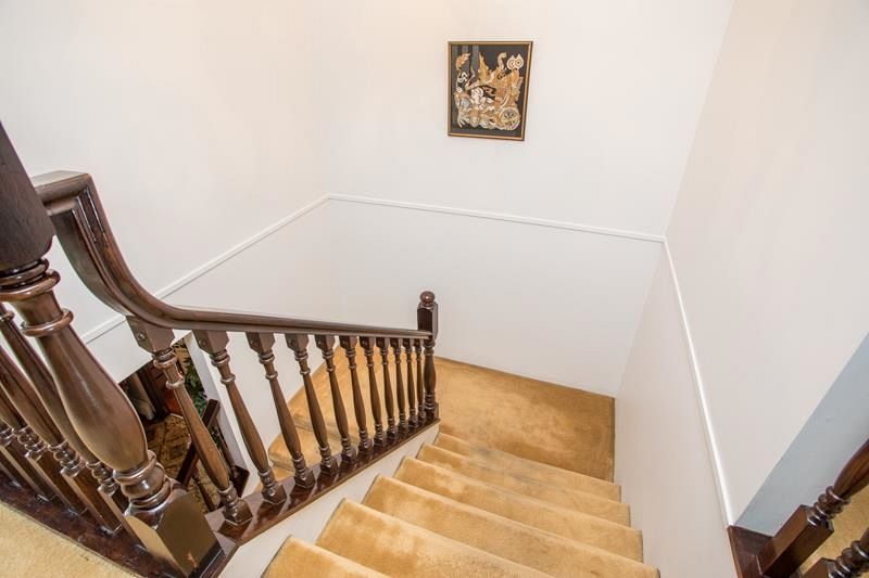 635 E Keith Road North Vancouver, BC - 17