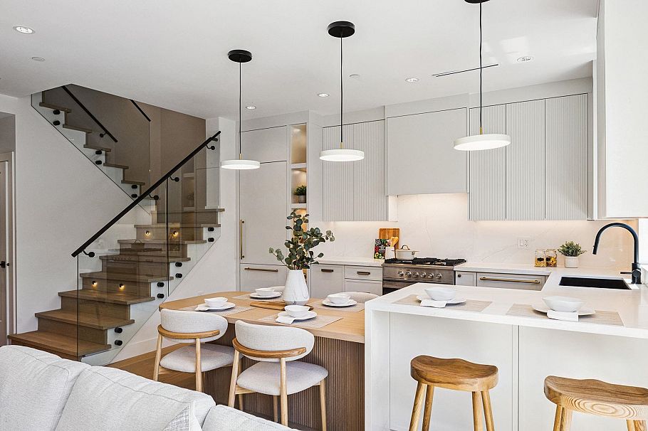 2 250 E 39th Avenue Vancouver, BC - 16