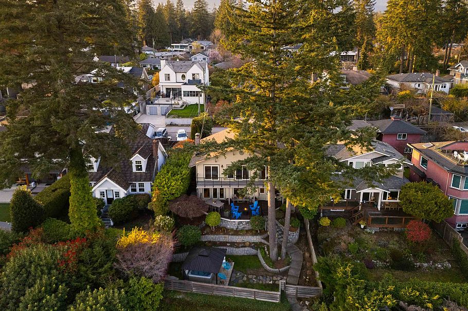 1144 W Keith Road North Vancouver, BC - 37