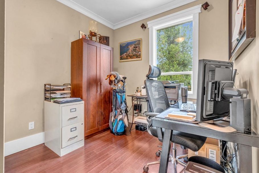 2385 W 7th Avenue Vancouver, BC - 23