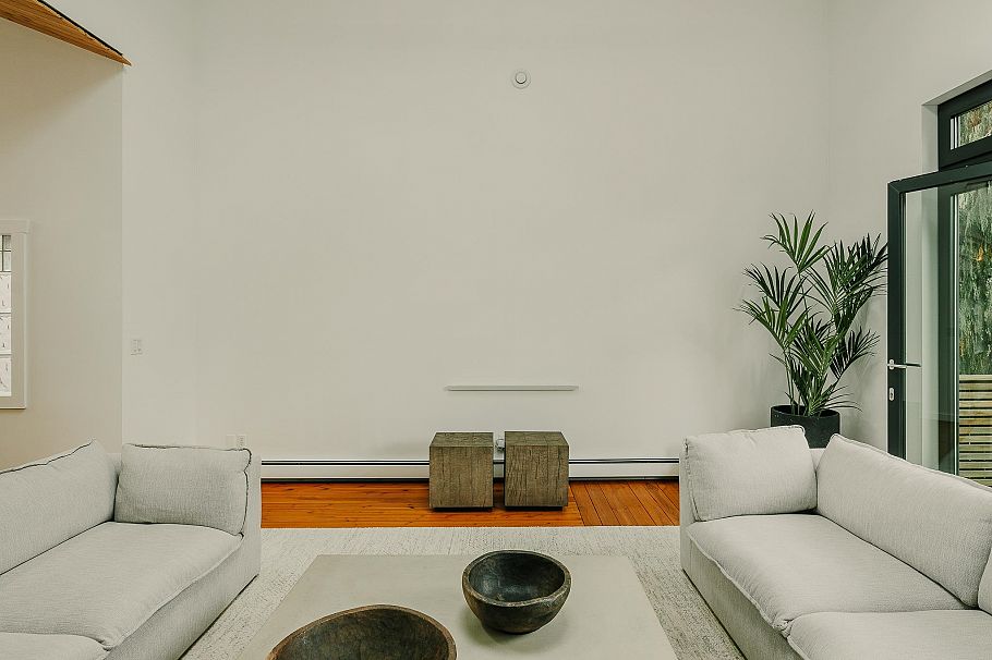 279 E 26th Avenue Vancouver, BC - 9