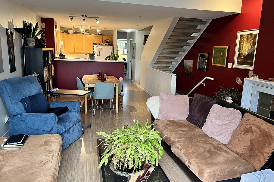 1950 E Kent South Avenue Vancouver, BC - 3