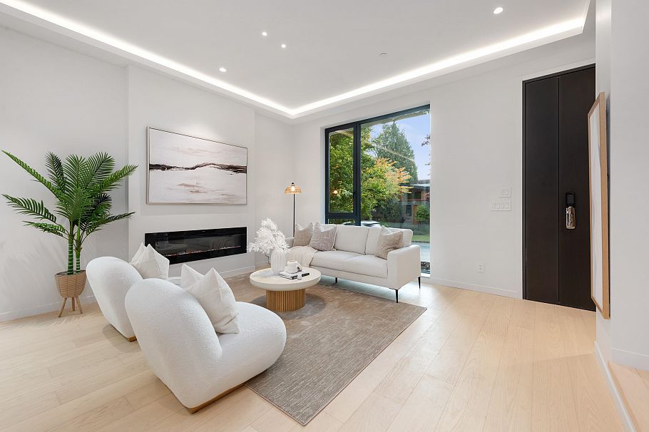 2 8226 Adera Street Vancouver, BC - 3