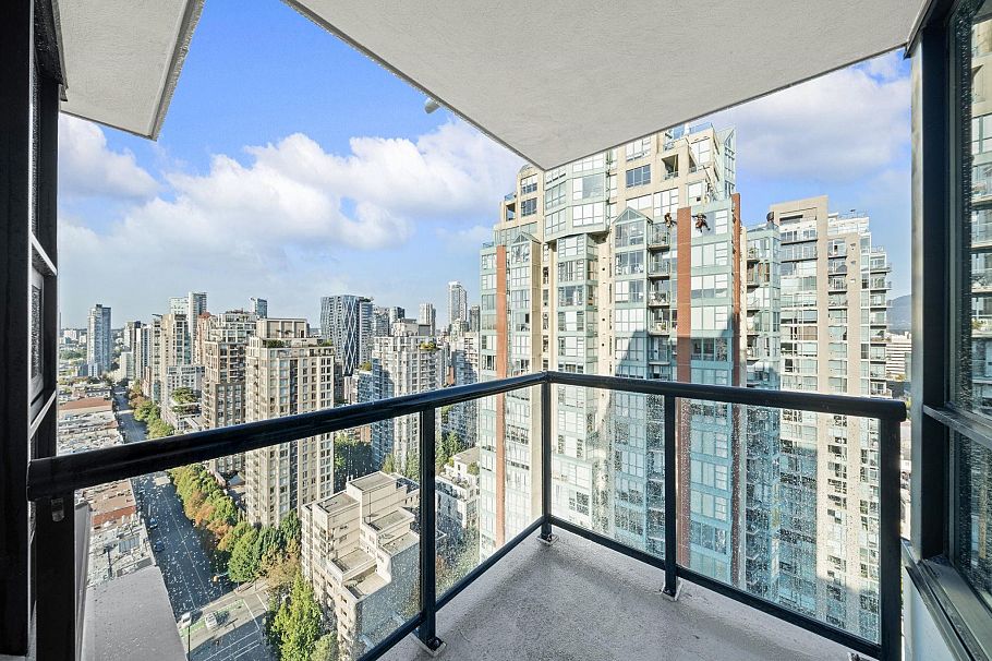 2701 928 Homer Street Vancouver, BC - 24