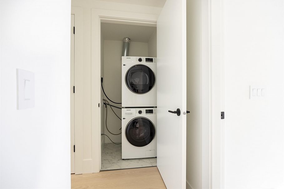 203 778 W 27th Avenue Vancouver, BC - 19