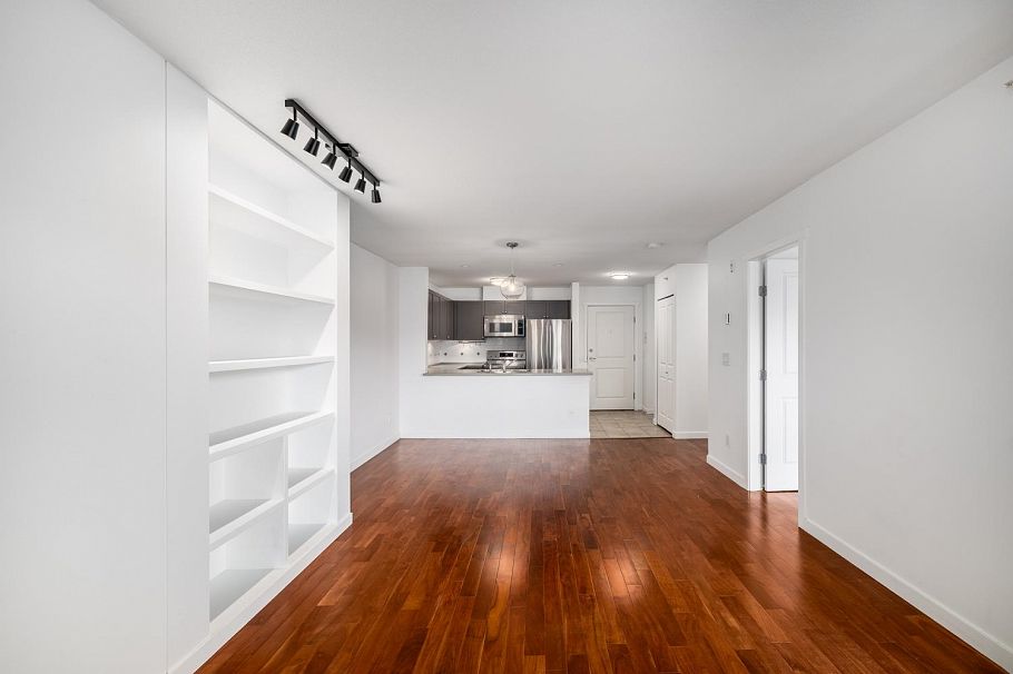 409 183 W 23rd Street North Vancouver, BC - 9