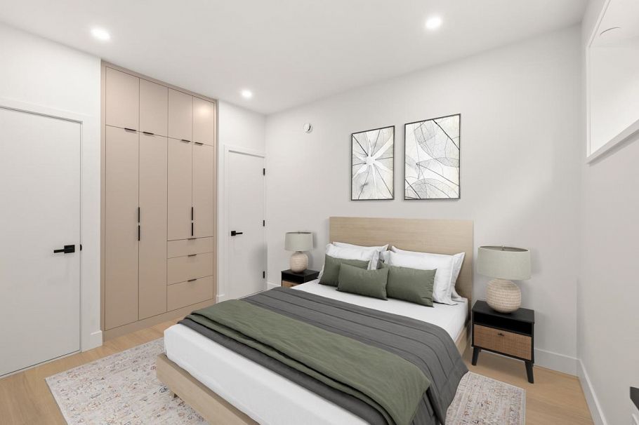 2432 W 49th Avenue Vancouver, BC - 5