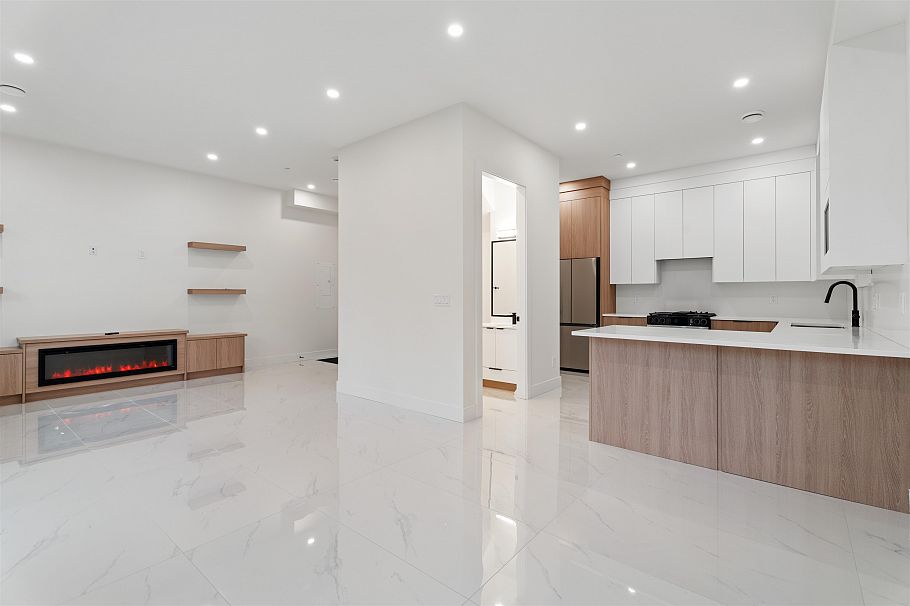 5873 Culloden Street Vancouver, BC - 3