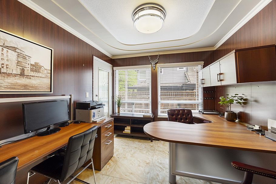 1766 Emerson Court North Vancouver, BC - 13