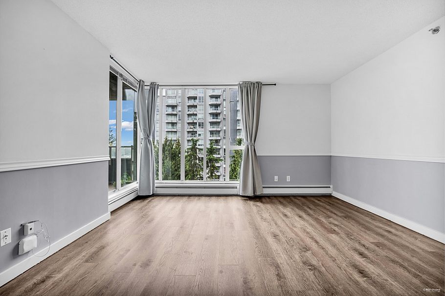 606 3061 E Kent Avenue North Vancouver, BC - 3