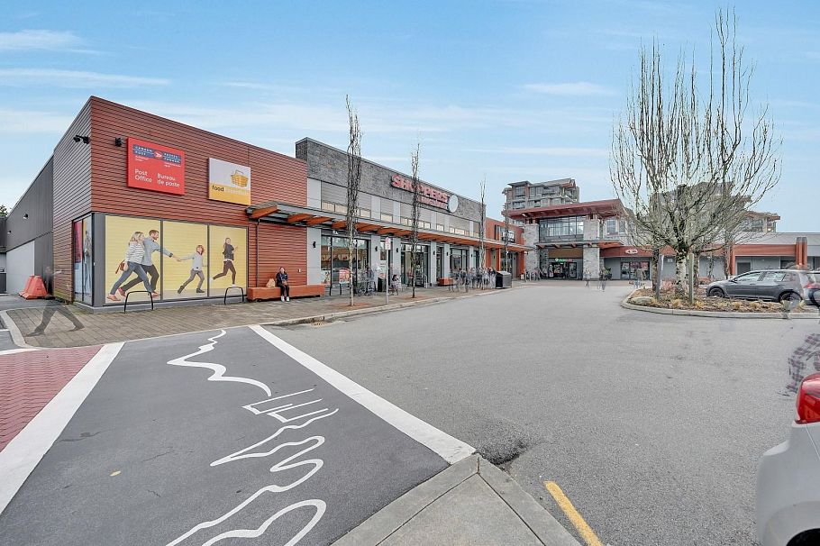 308 1155 Ross Road North Vancouver, BC - 22