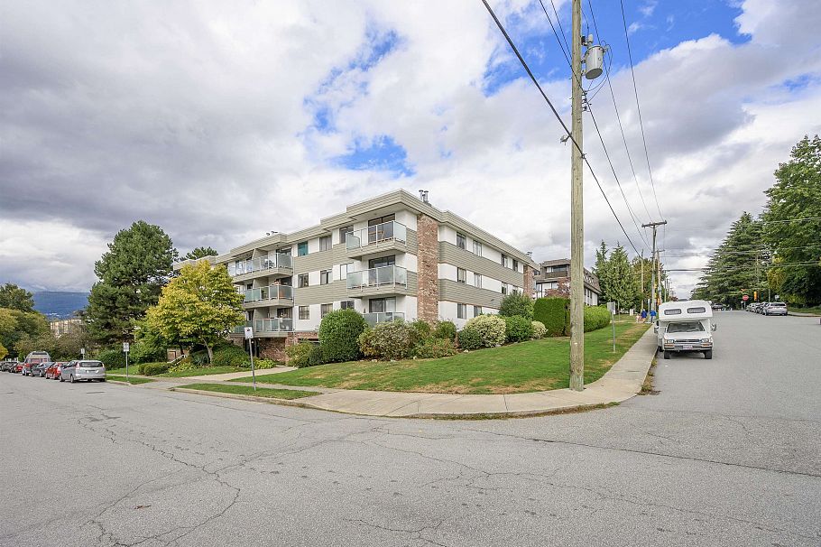 105 308 W 2nd Street North Vancouver, BC - 29