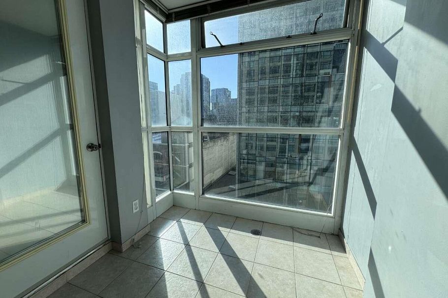 810 438 Seymour Street Vancouver, BC - 17