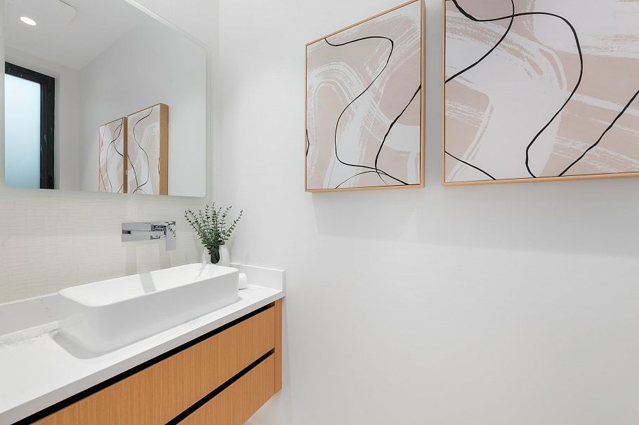 2 8226 Adera Street Vancouver, BC - 17