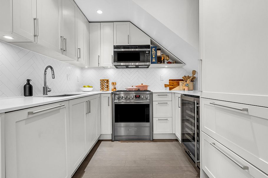 3177 Quebec Street Vancouver, BC - 11