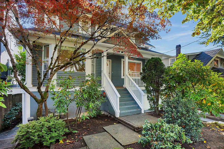 2358 W 6th Avenue Vancouver, BC - 3