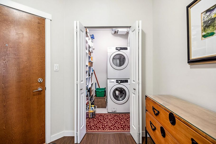 311 119 W 22nd Street North Vancouver, BC - 28