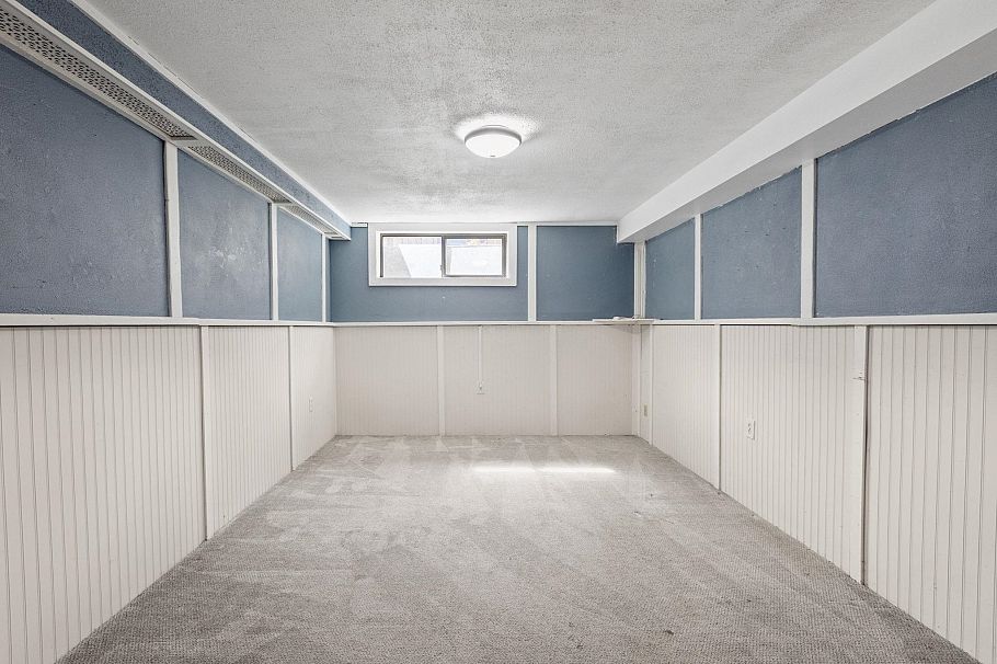 1142 Premier Street North Vancouver, BC - 23