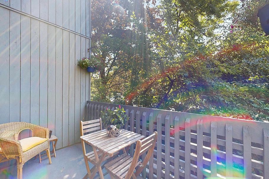 208 2173 W 6th Avenue Vancouver, BC - 18