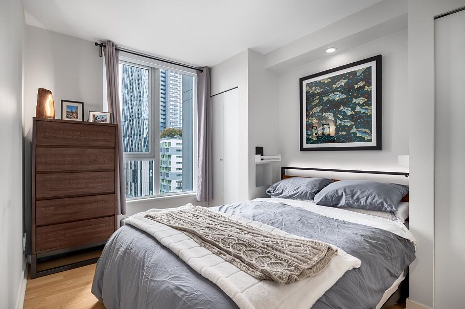 1107 1010 Richards Street Vancouver, BC - 8