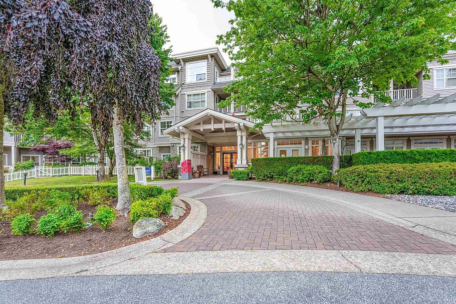 416 960 Lynn Valley Road North Vancouver, BC - 21