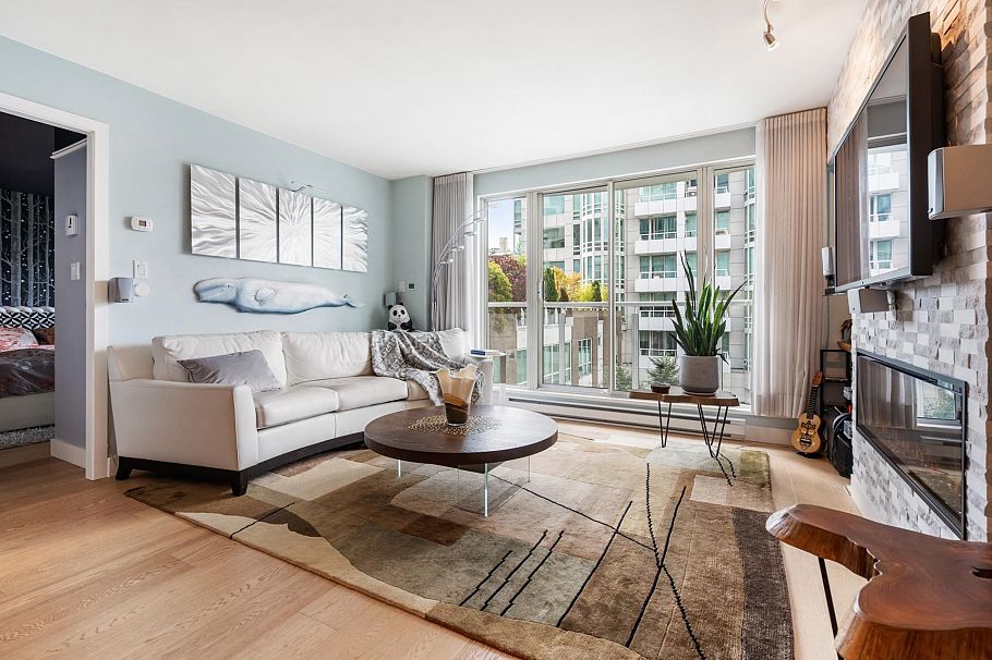 515 888 Beach Avenue Vancouver, BC - 3