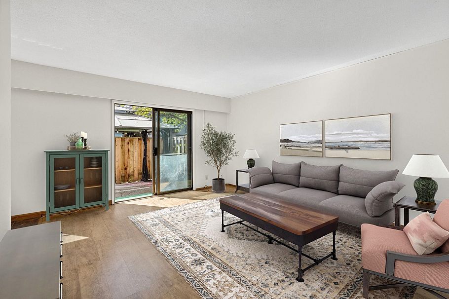 1142 Premier Street North Vancouver, BC - 3