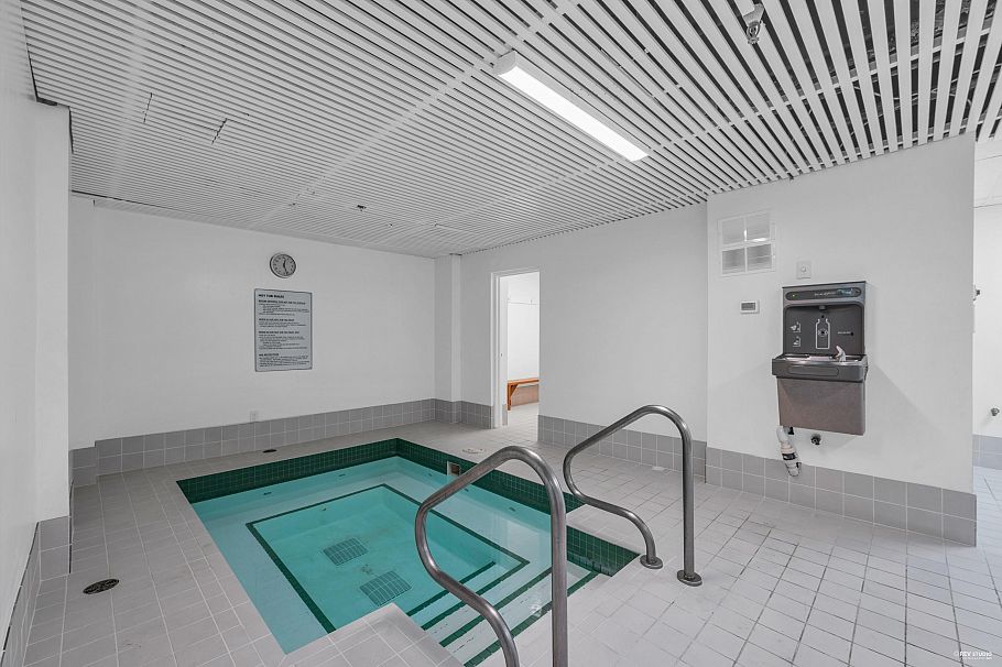 1812 2016 Fullerton Avenue North Vancouver, BC - 20