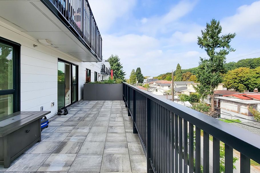 401 2235 E Broadway Vancouver, BC - 21