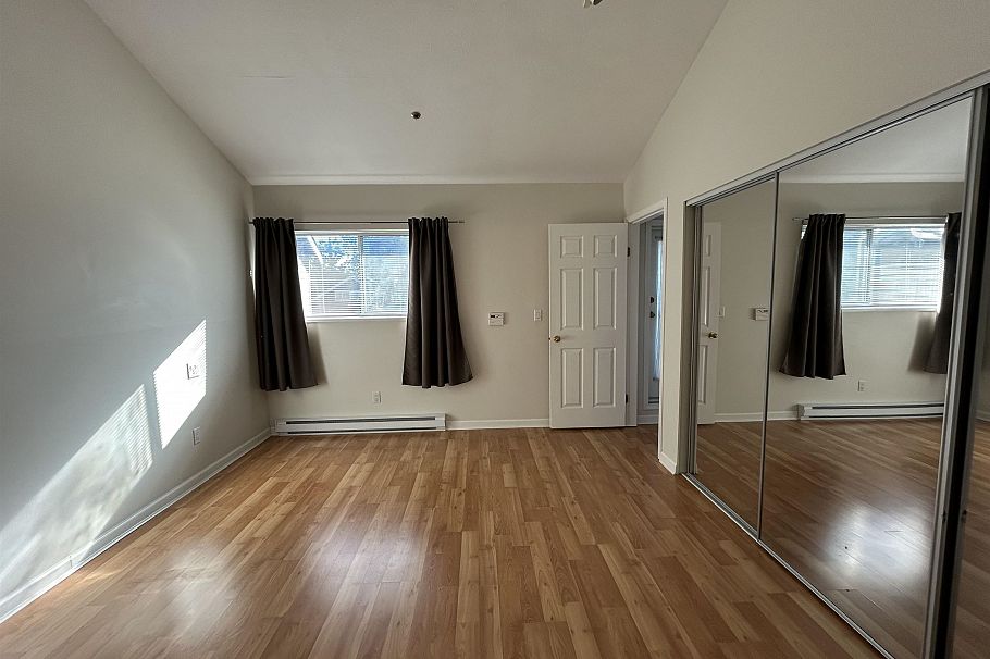 2358 W 6th Avenue Vancouver, BC - 21