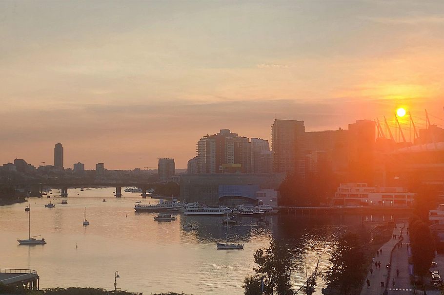 804 120 Milross Avenue Vancouver, BC - 2