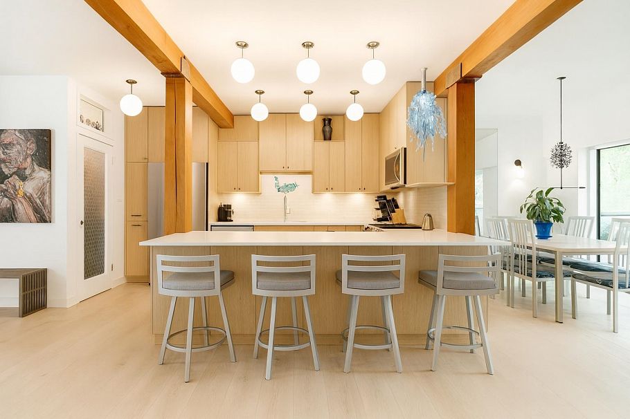 202 1535 Nelson Street Vancouver, BC - 1