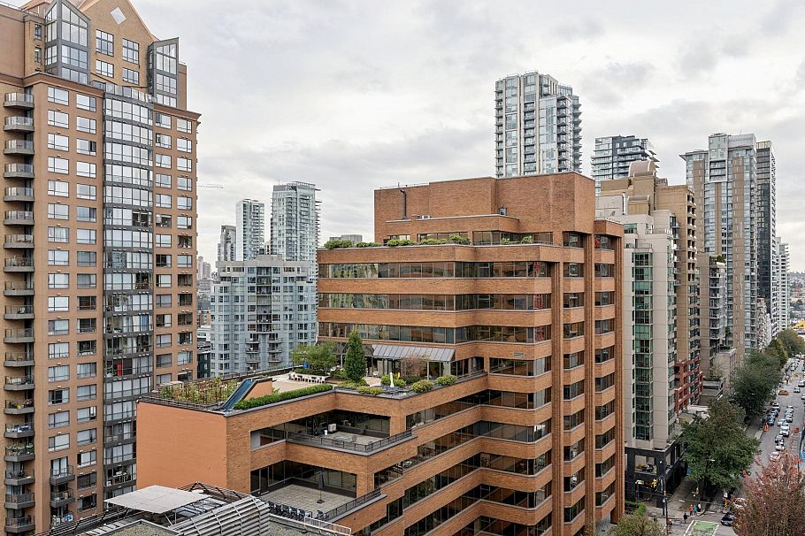 1502 1133 Hornby Street Vancouver, BC - 25