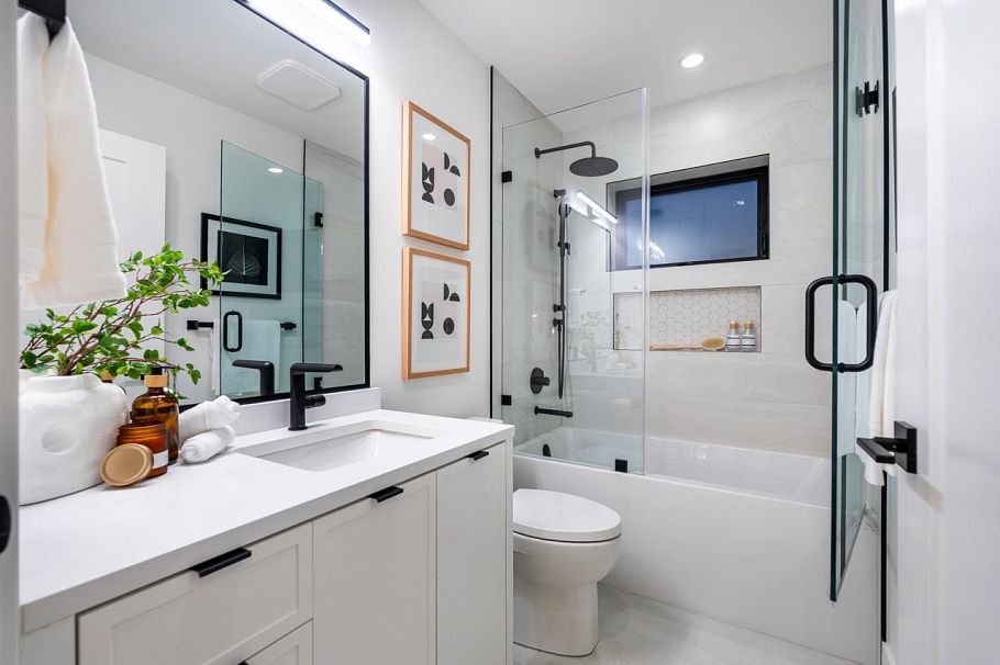 5080 Prince Edward Street Vancouver, BC - 27