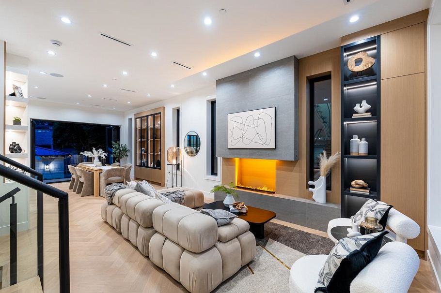 5080 Prince Edward Street Vancouver, BC - 22