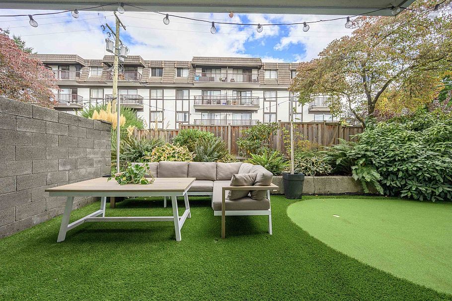 105 308 W 2nd Street North Vancouver, BC - 22