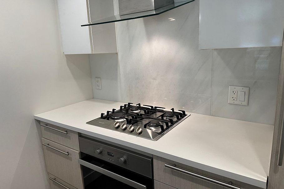 111 5077 Cambie Street Vancouver, BC - 16