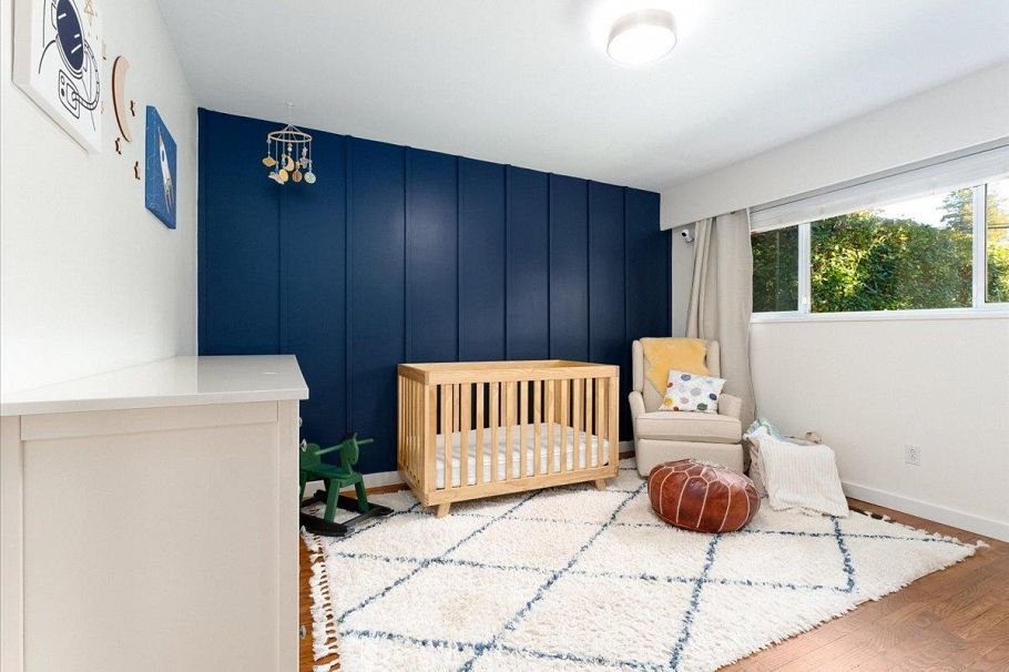 799 Plymouth Drive North Vancouver, BC - 17